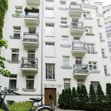 Apartman W Srodmiesciu Warszawy *